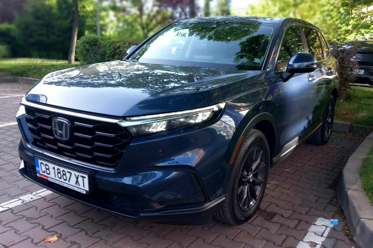      -    Honda CR-V